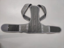 Carica l'immagine nel visualizzatore di Gallery, TitanGuard Posture Corrector – Train Your Body to Stand Tall, Reduce Slouching, and Build a Confident, Healthy Posture